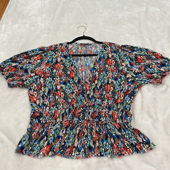 W A Y F where are you from beautiful top size Xl - Picture 12 of 16